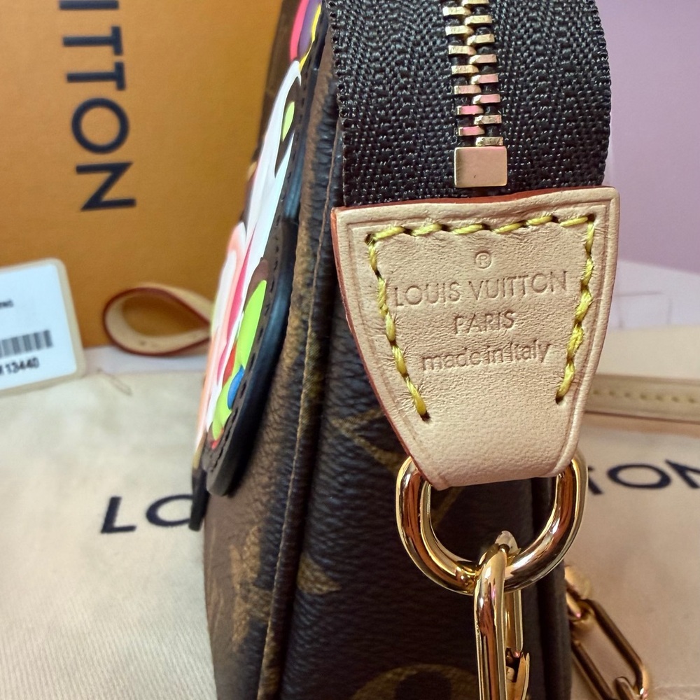 Louis Vuitton 2025 Takashi Murakami Panda Pochette Bag-  NO ball chain included - Picture 6 of 6